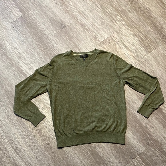 Banana Republic Men's Forest Green V-Neck Sweater Medium - Picture 1 of 7
